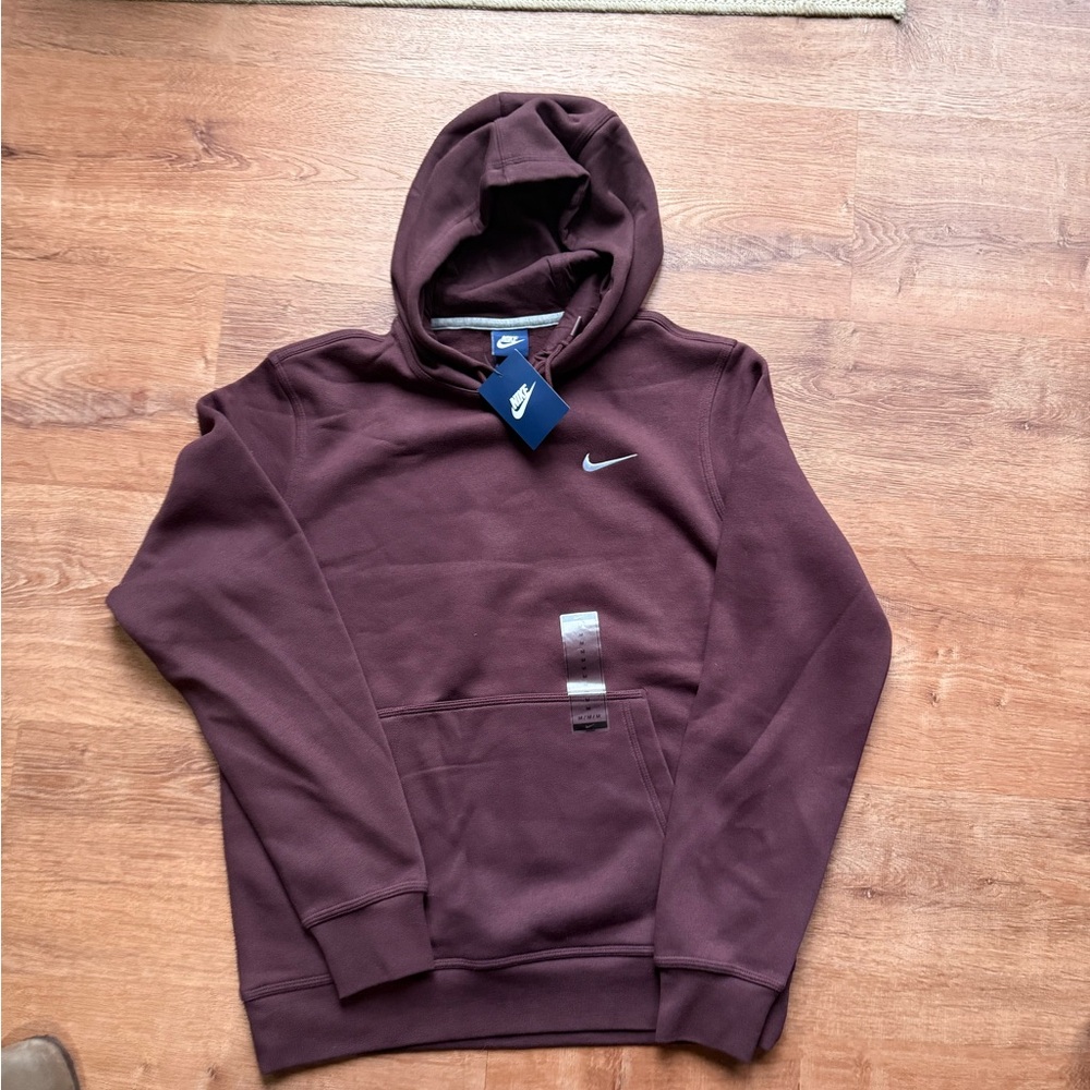Nike Men’s Maroon Hoodie with Swoosh